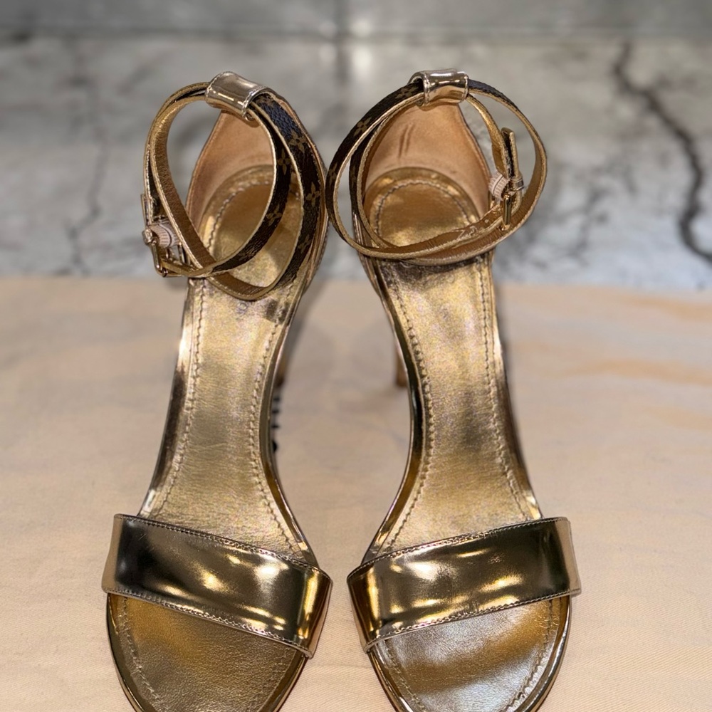 Louis Vuitton Shiny Gold Heels